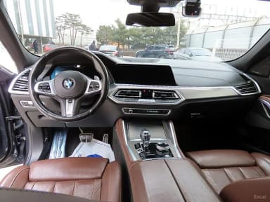 X6 (G06)