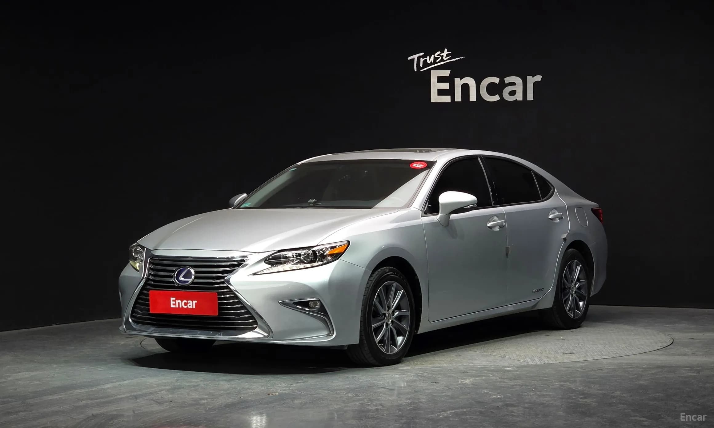 New ES300h