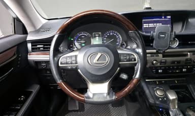 New ES300h