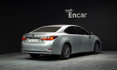 New ES300h