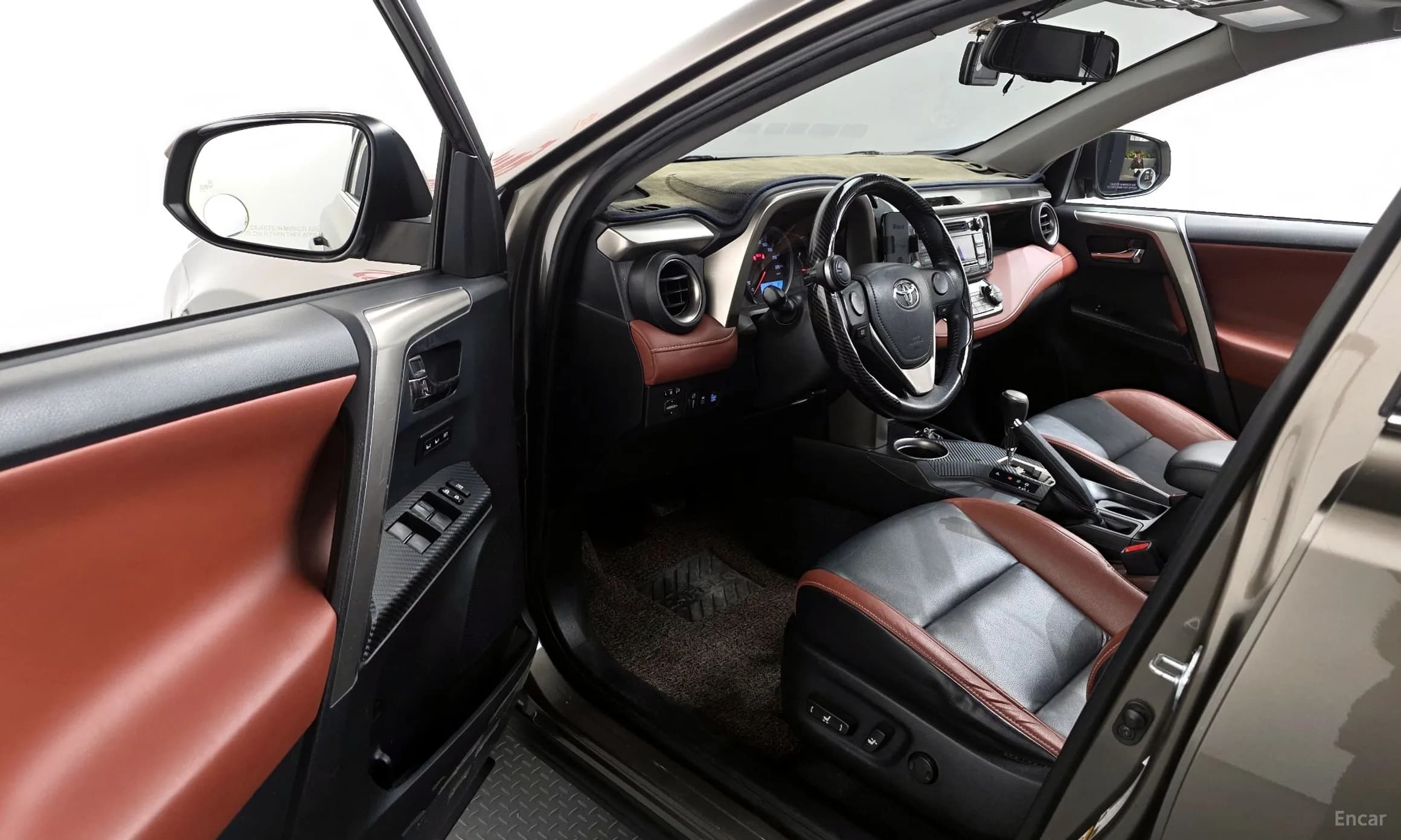 RAV4