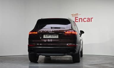 New Cayenne