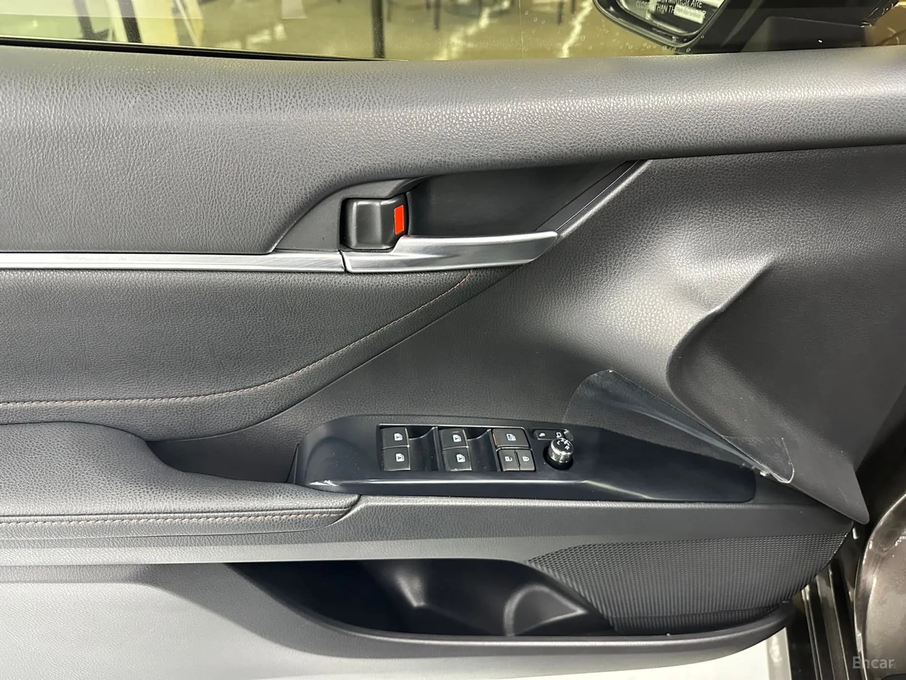 Camry (XV70)