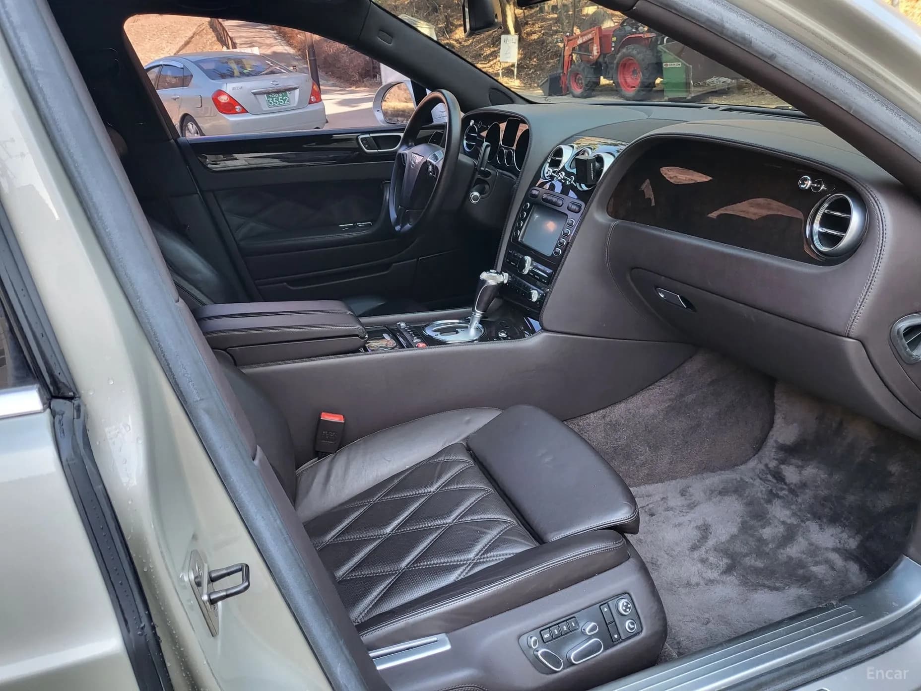 Flying Spur Gen 1