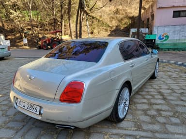 Flying Spur Gen 1