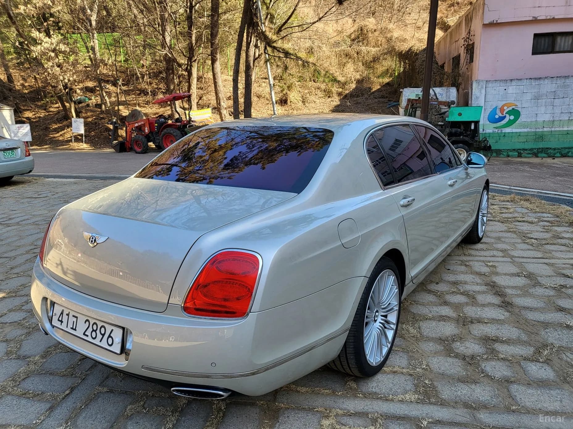 Flying Spur Gen 1
