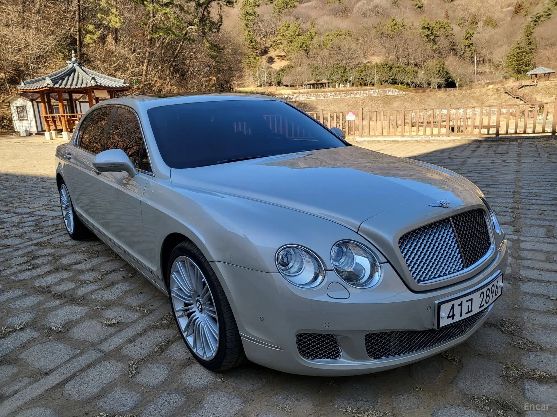 Flying Spur Gen 1