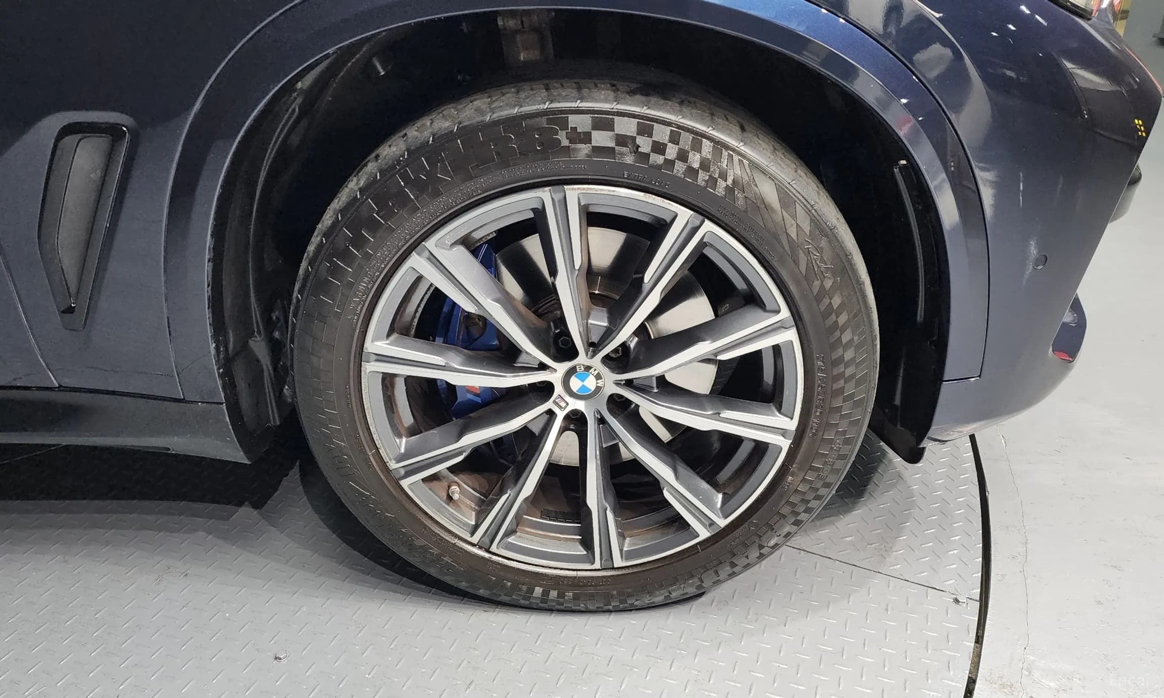 X5 (G05)