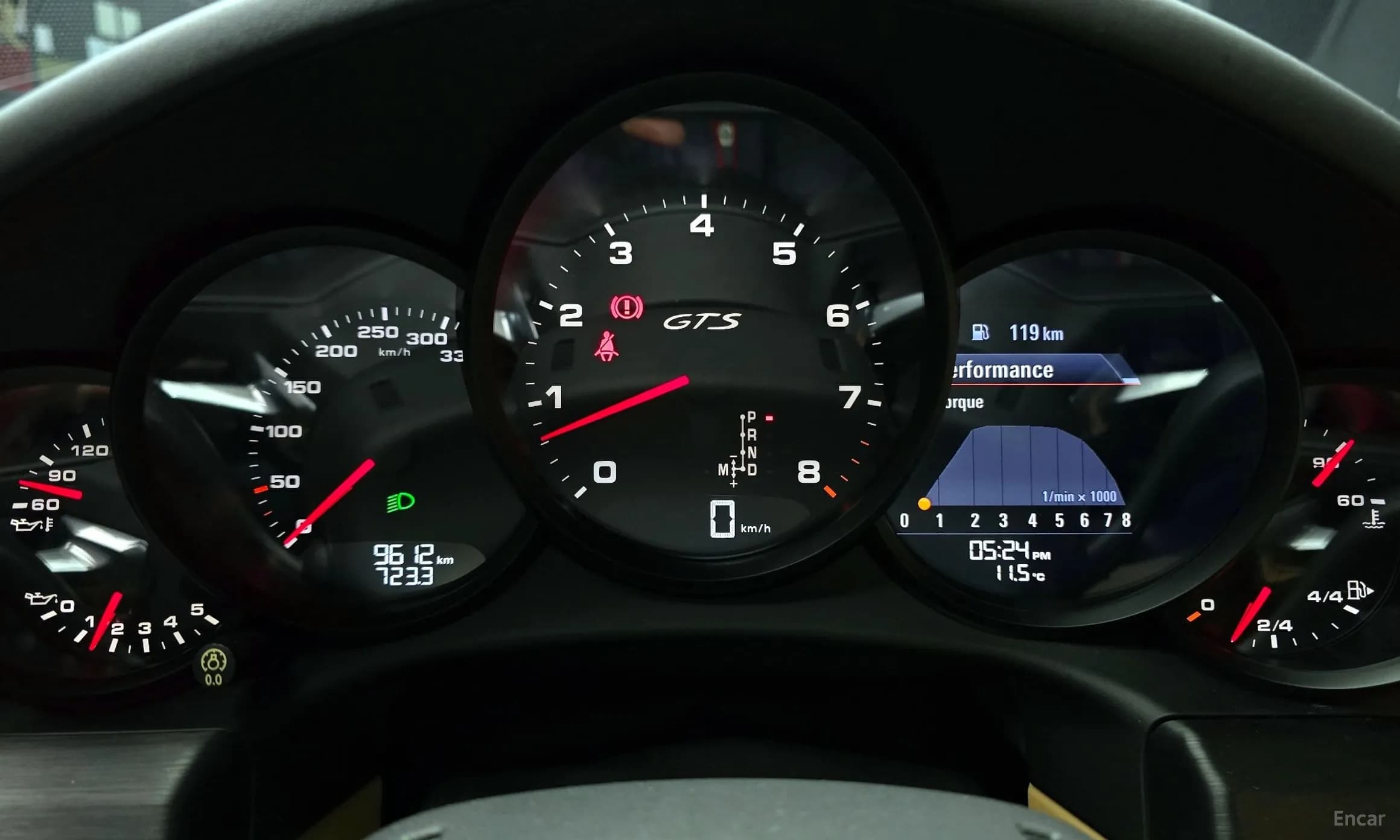 910