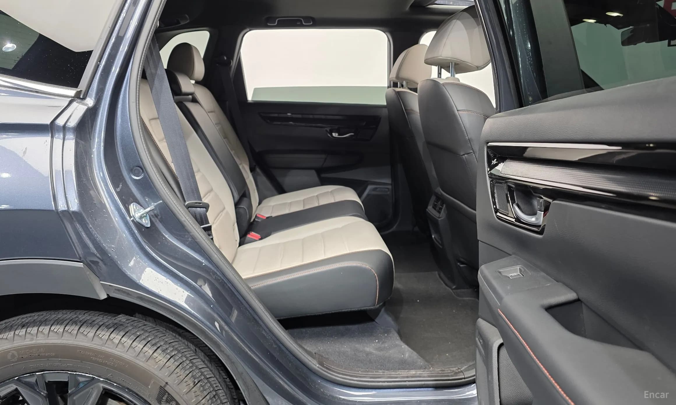 CR-V 5th generation