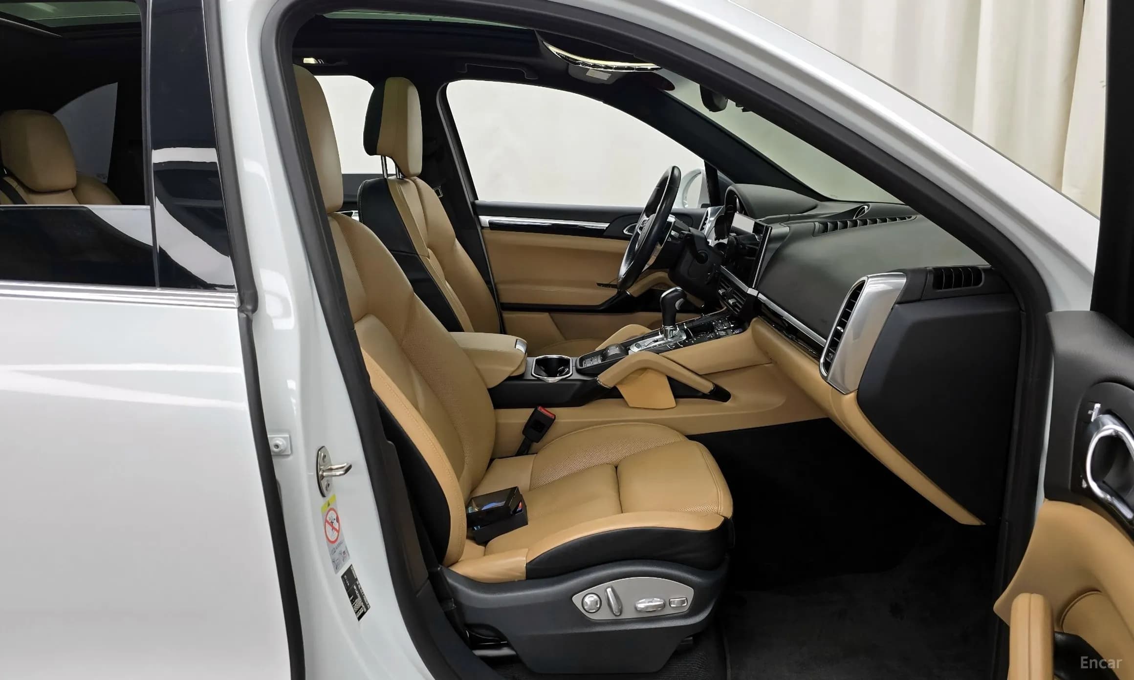New Cayenne