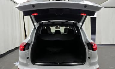 New Cayenne