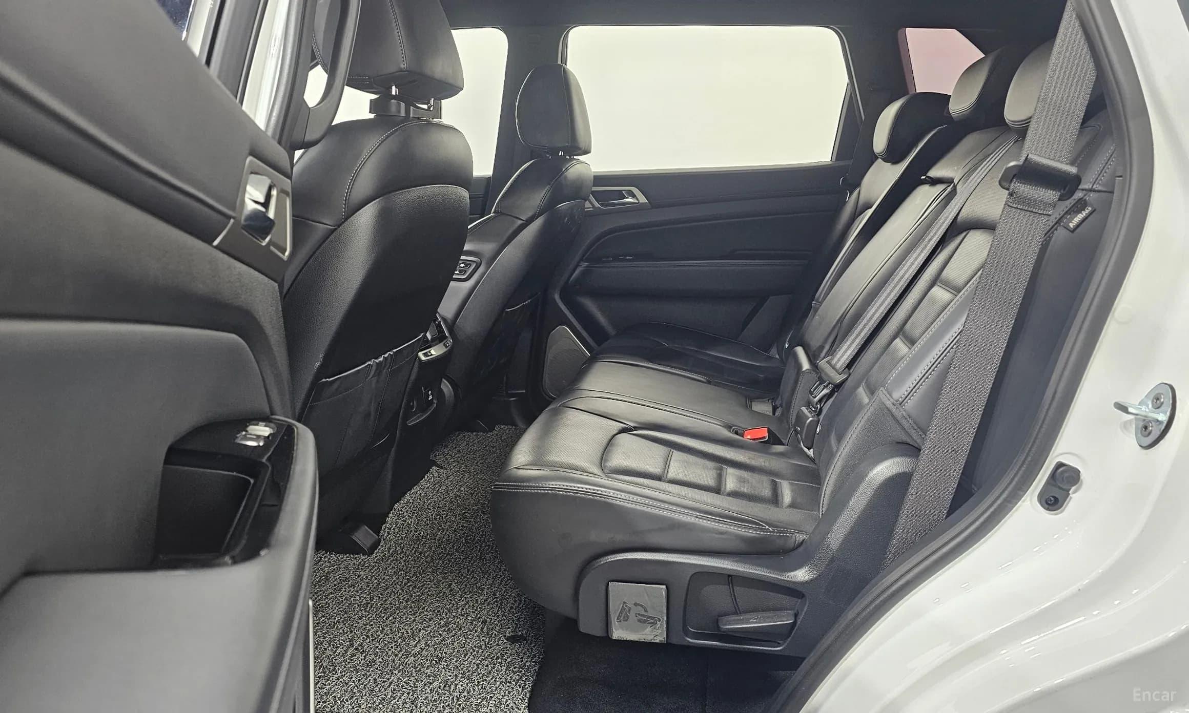 G4 Rexton