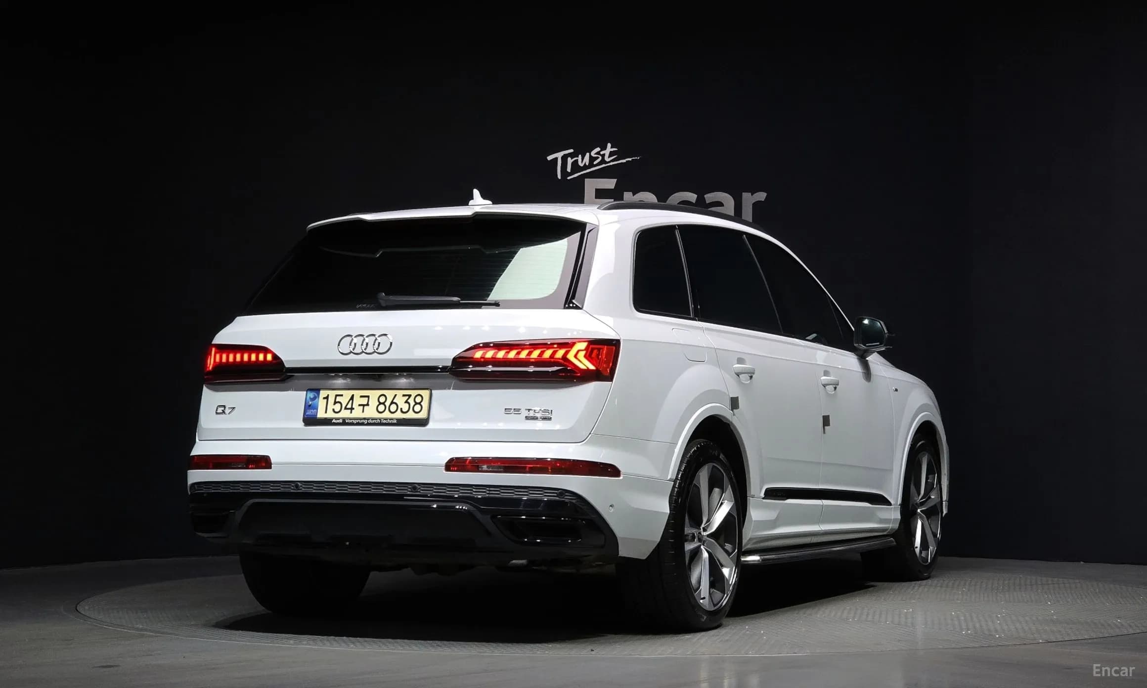 Q7 (4M)