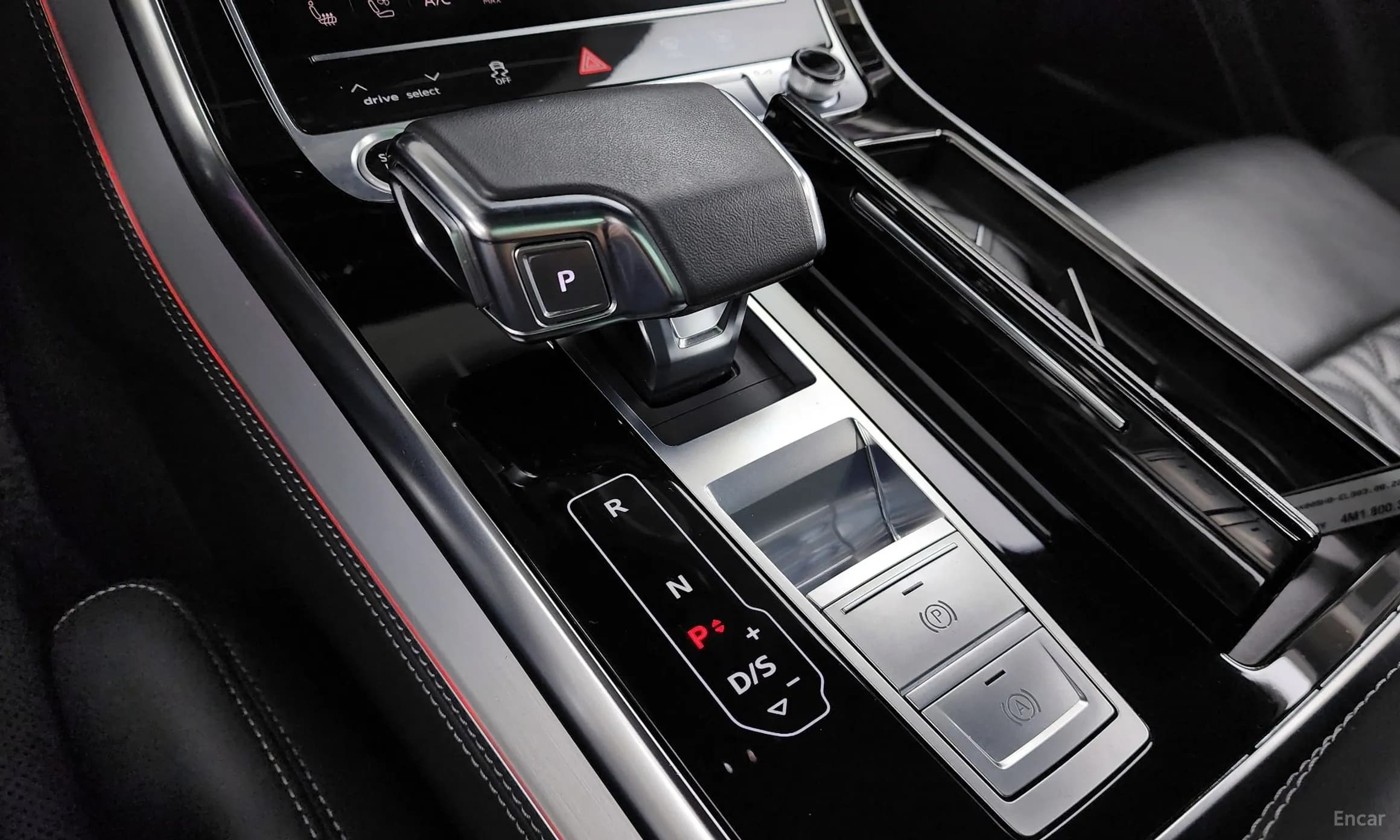 Q7 (4M)
