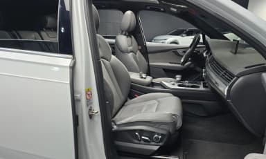 Q7 (4M)
