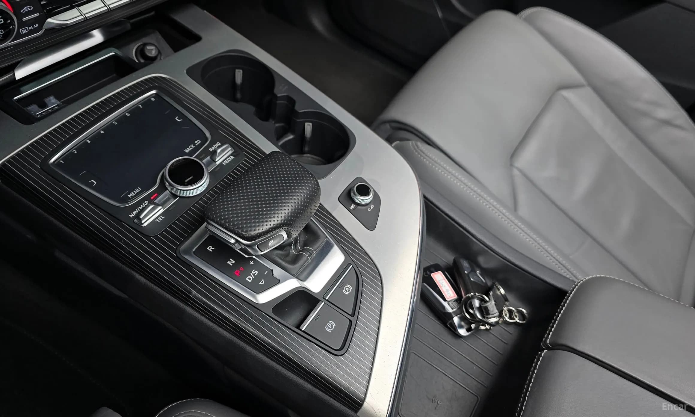 Q7 (4M)