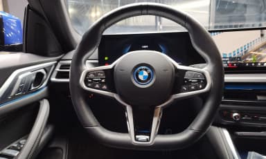i4
