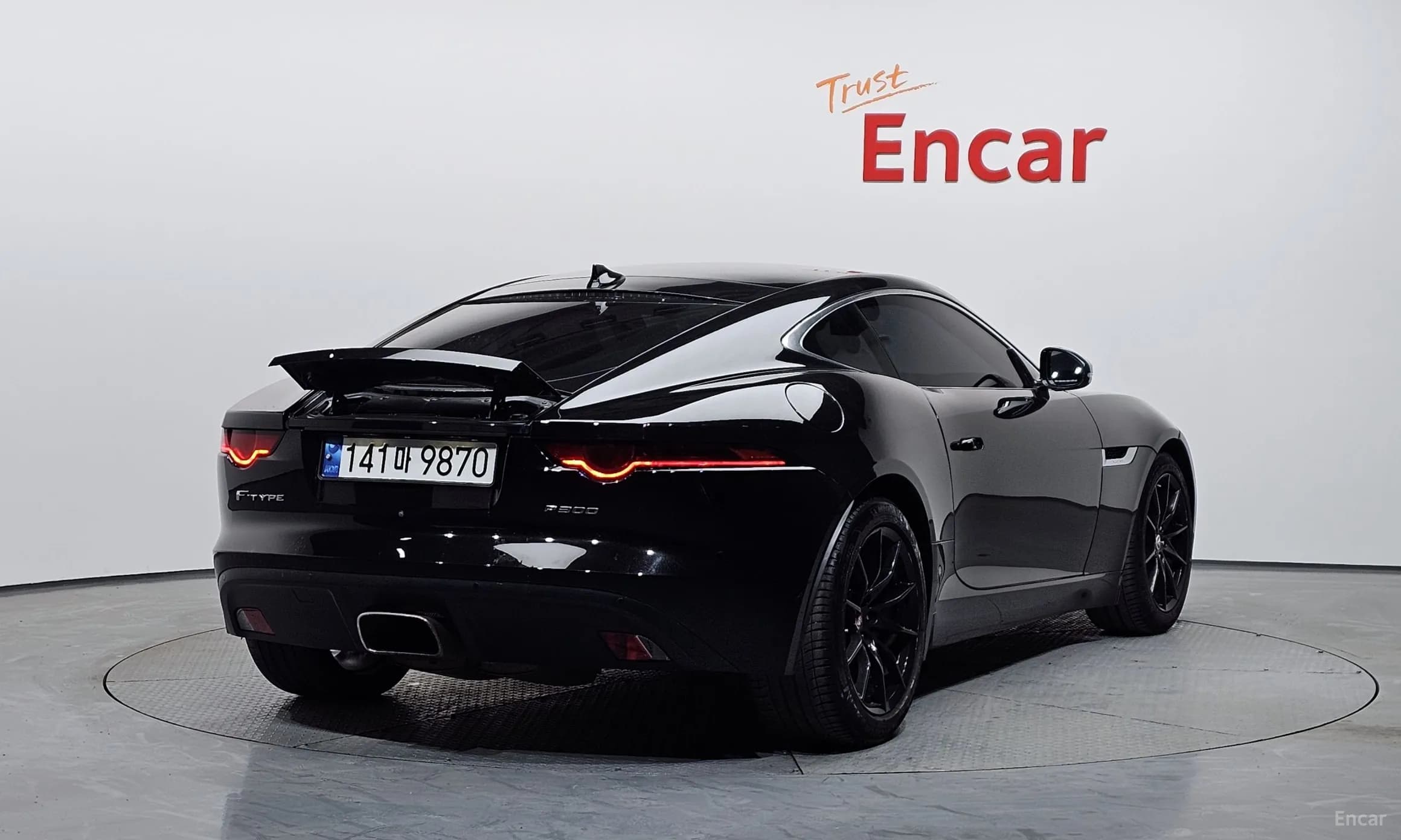 F-TYPE