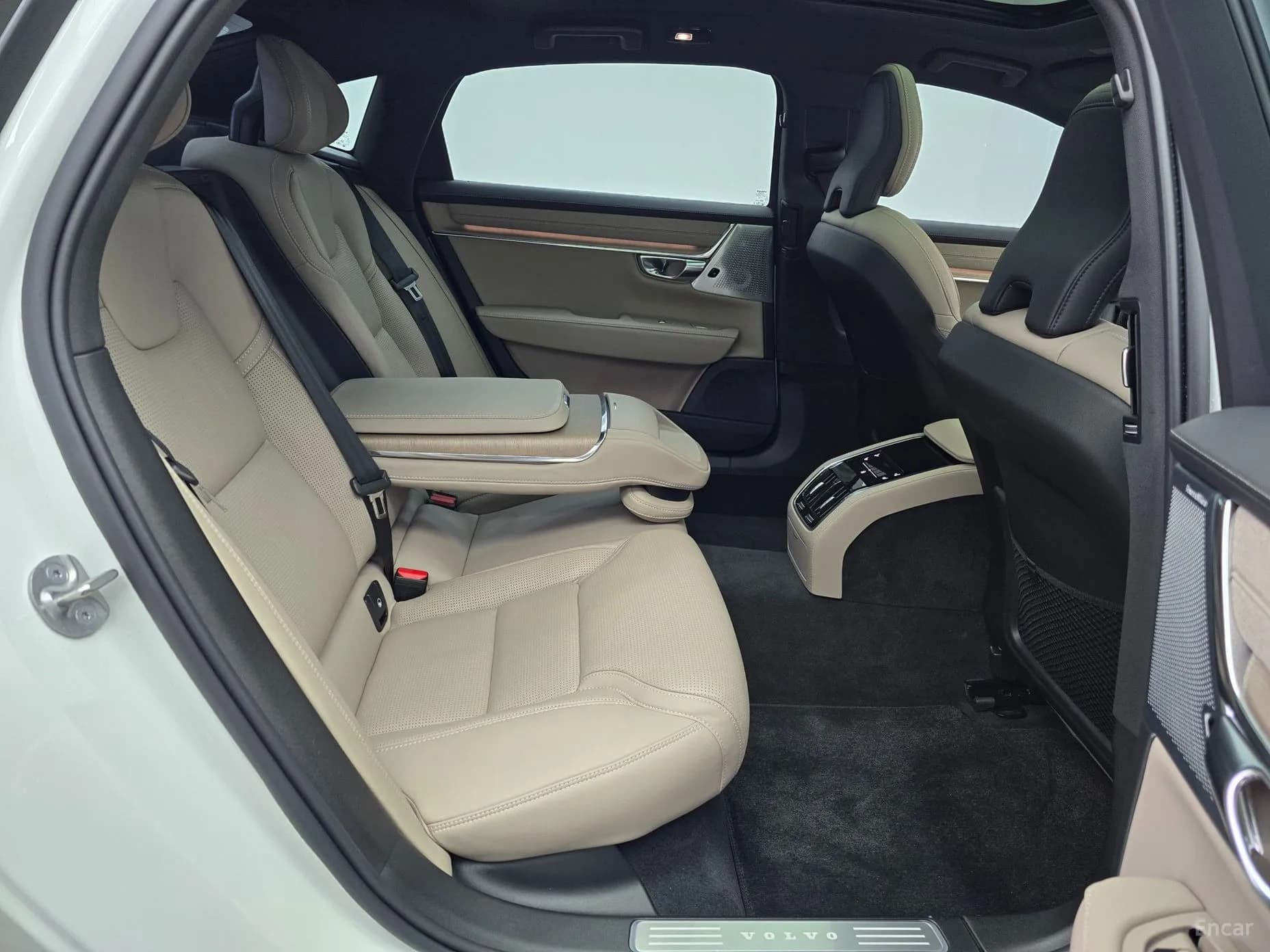 S90