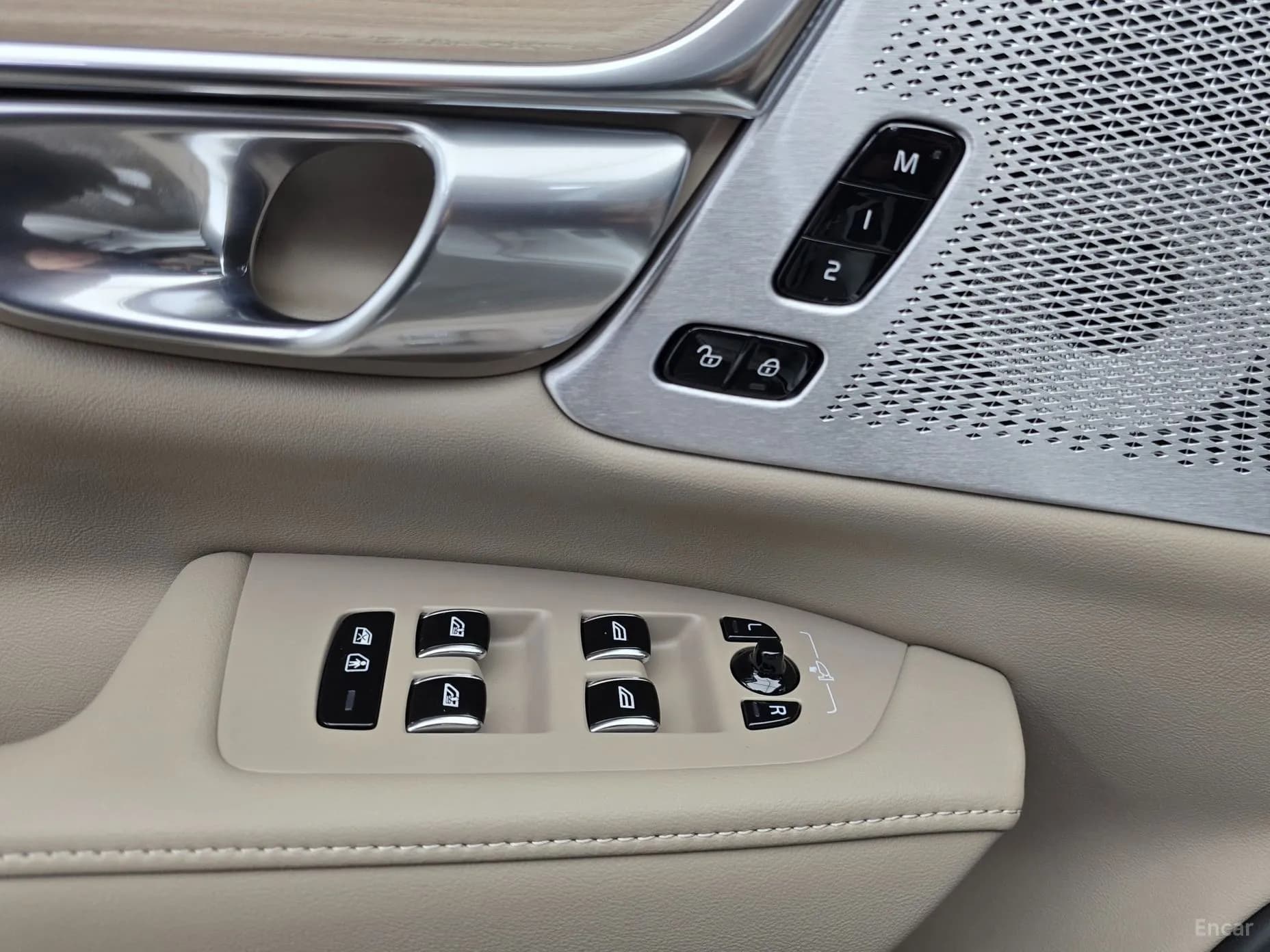 S90