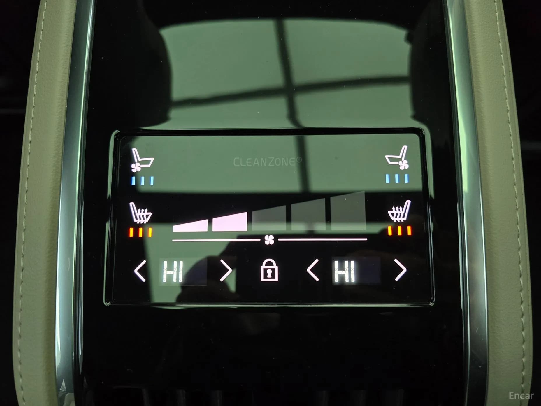 S90