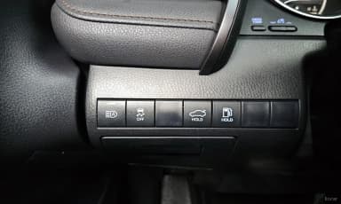 Camry (XV70)