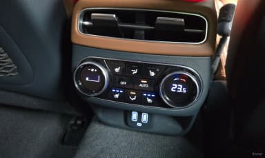 GV70