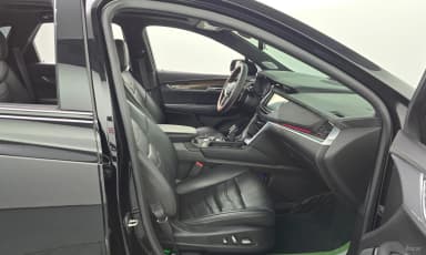 XT5