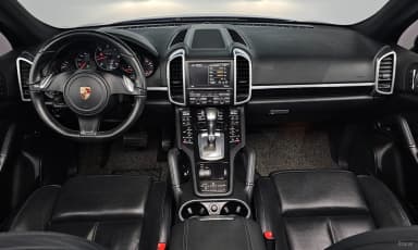 New Cayenne
