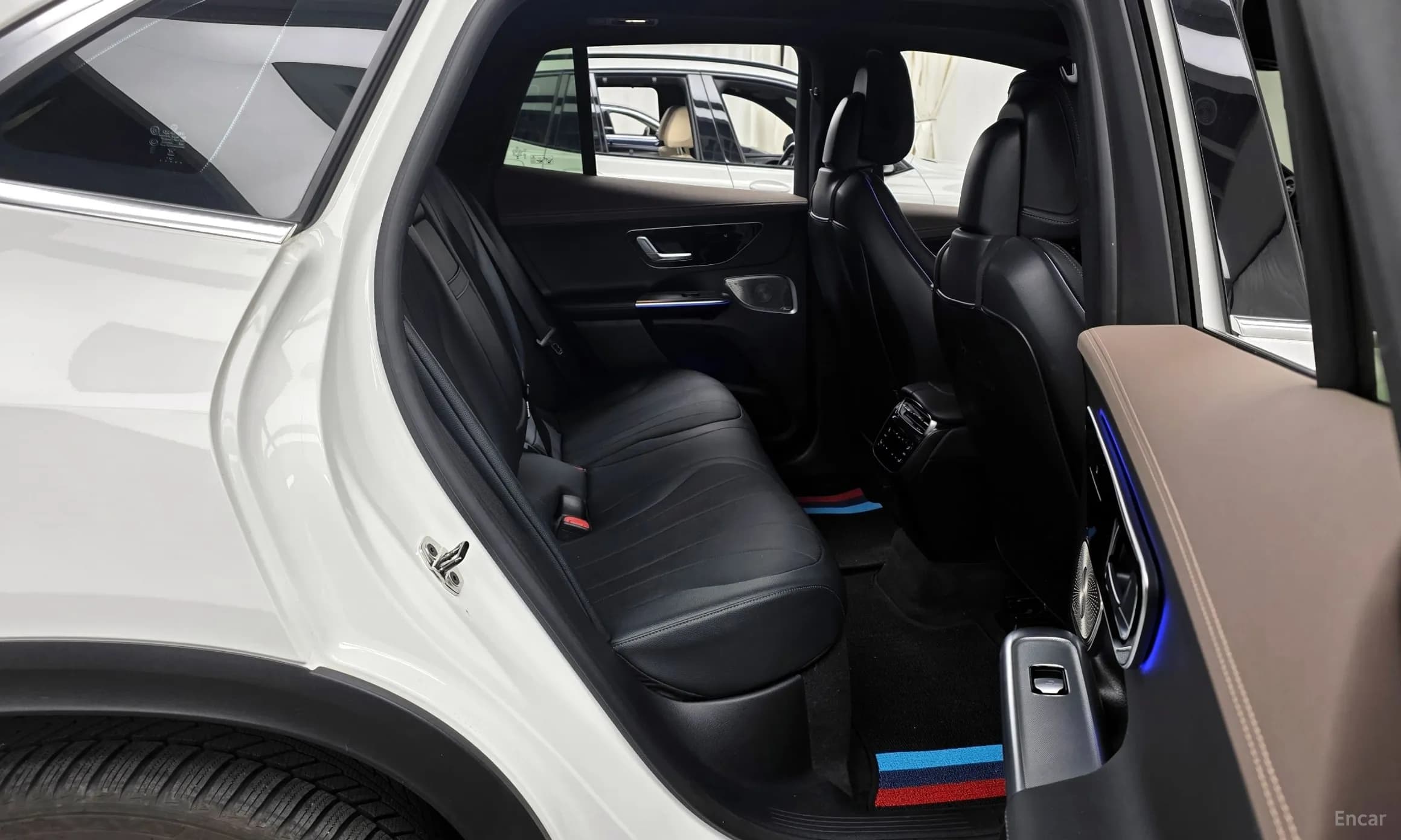 EQE SUV X294
