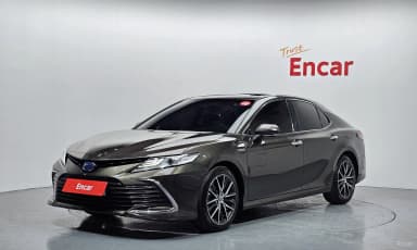 Camry (XV70)