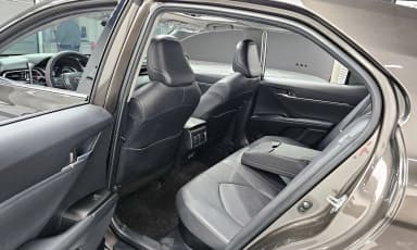 Camry (XV70)