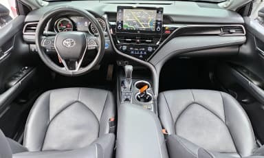 Camry (XV70)
