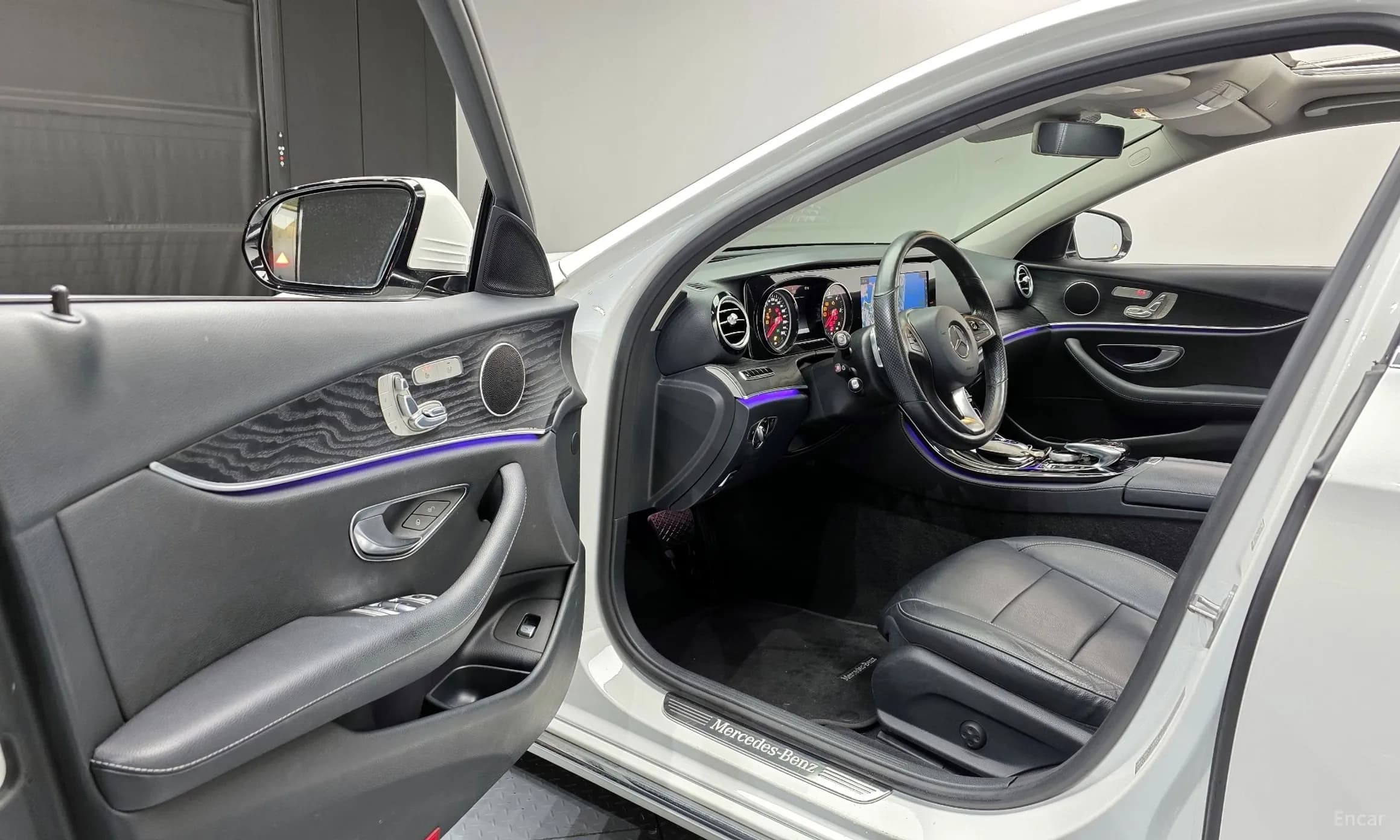 E-Class W213
