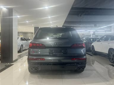 SQ7 (4M)