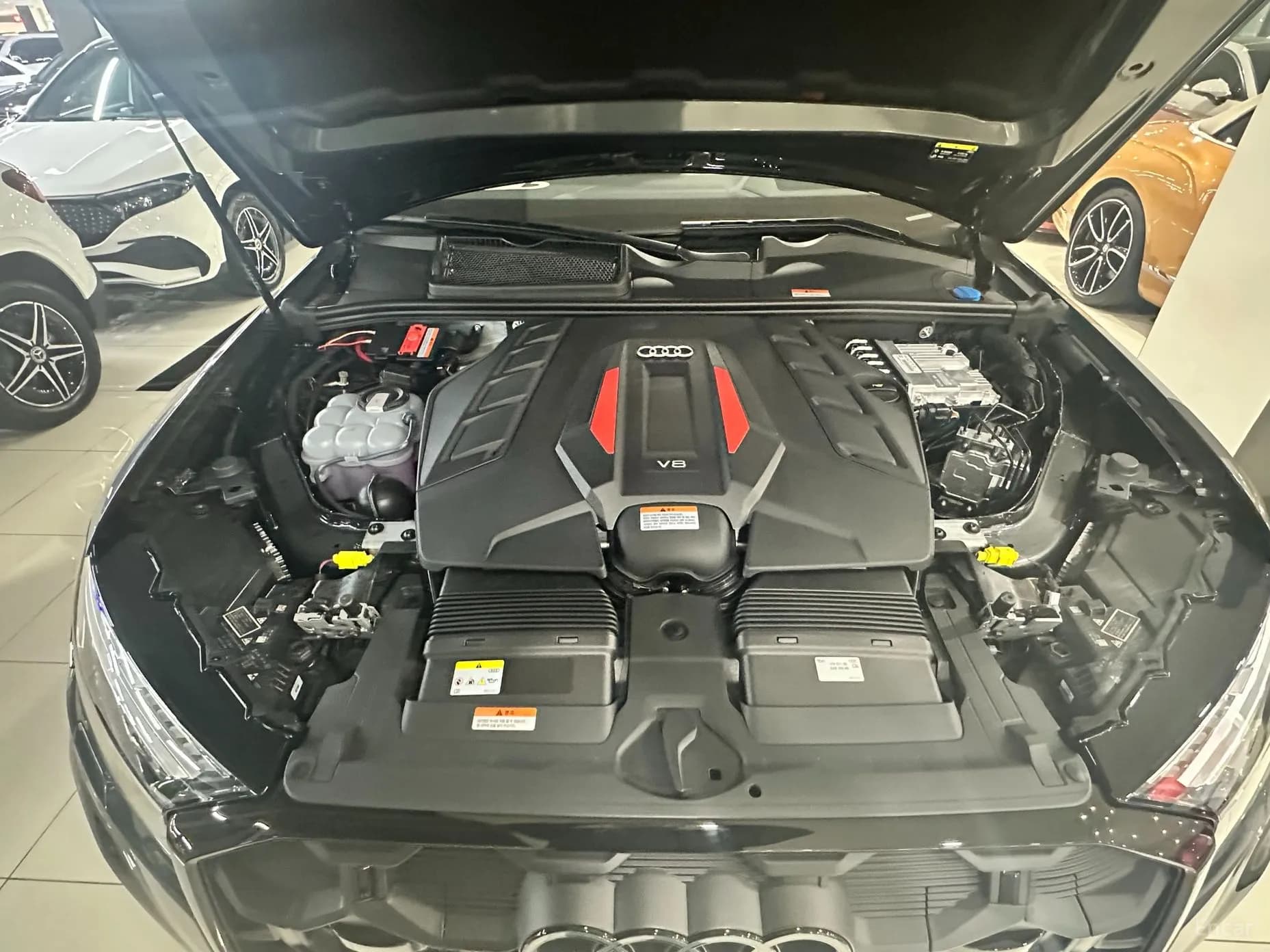 SQ7 (4M)