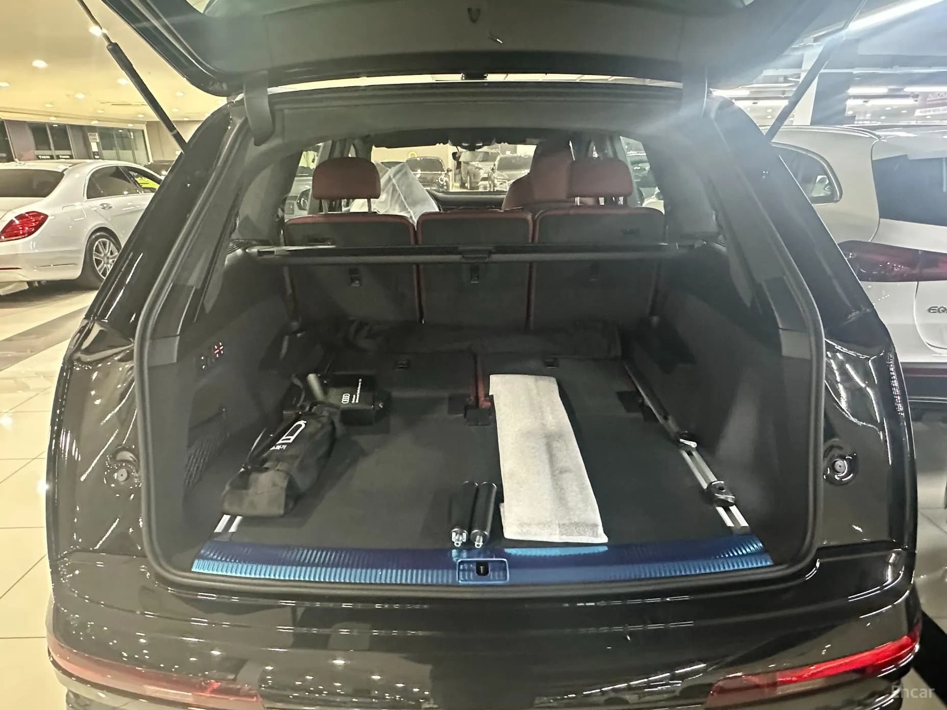 SQ7 (4M)