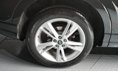 Q3 (F3)