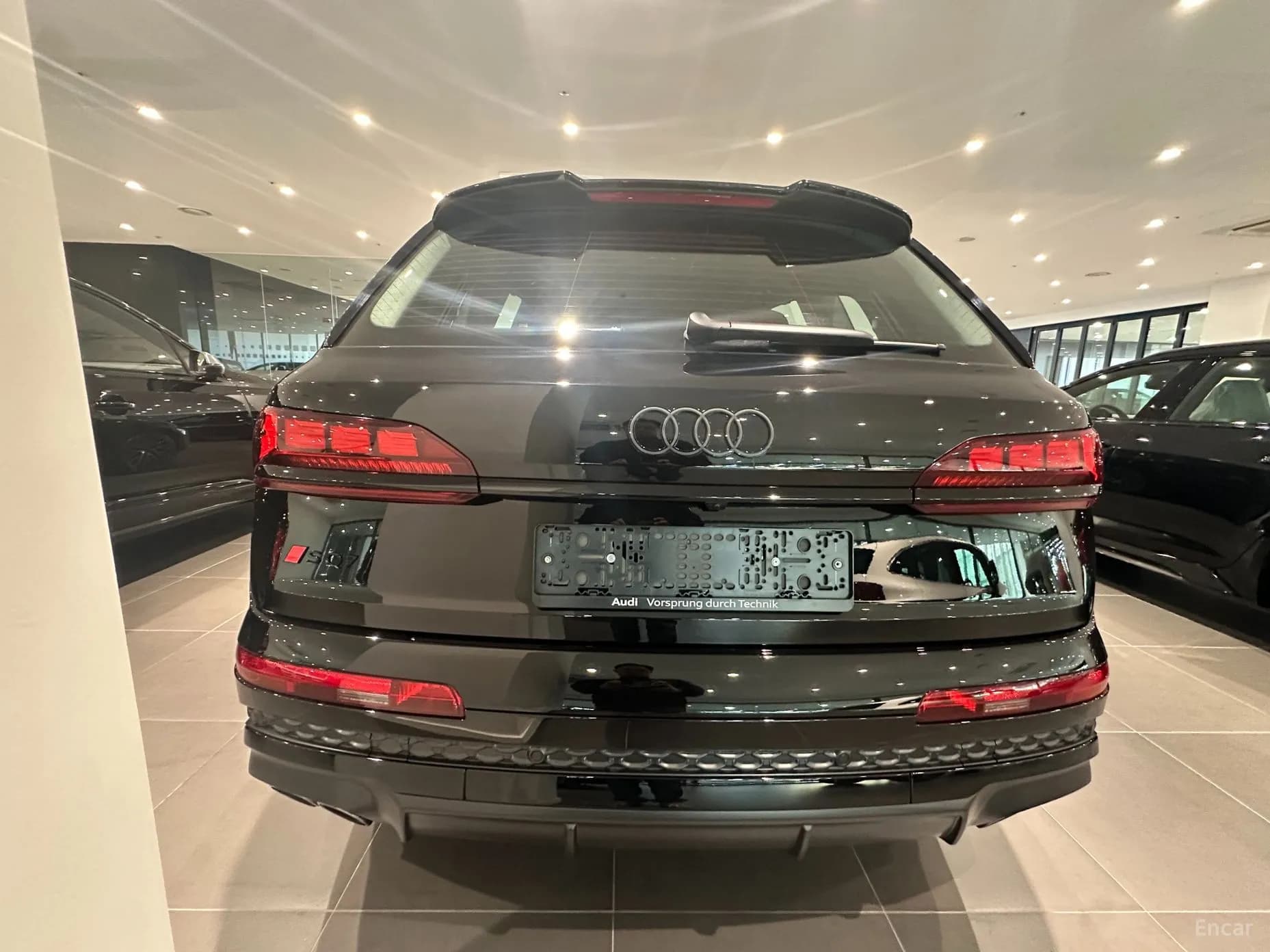 SQ7 (4M)