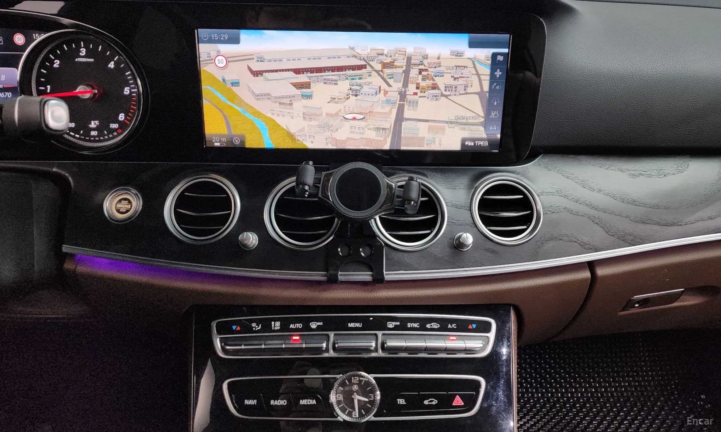 E-Class W213