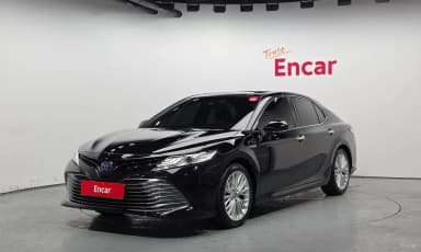 Camry (XV70)