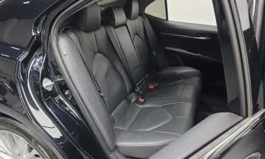 Camry (XV70)