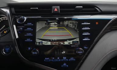 Camry (XV70)