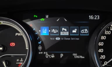 Camry (XV70)