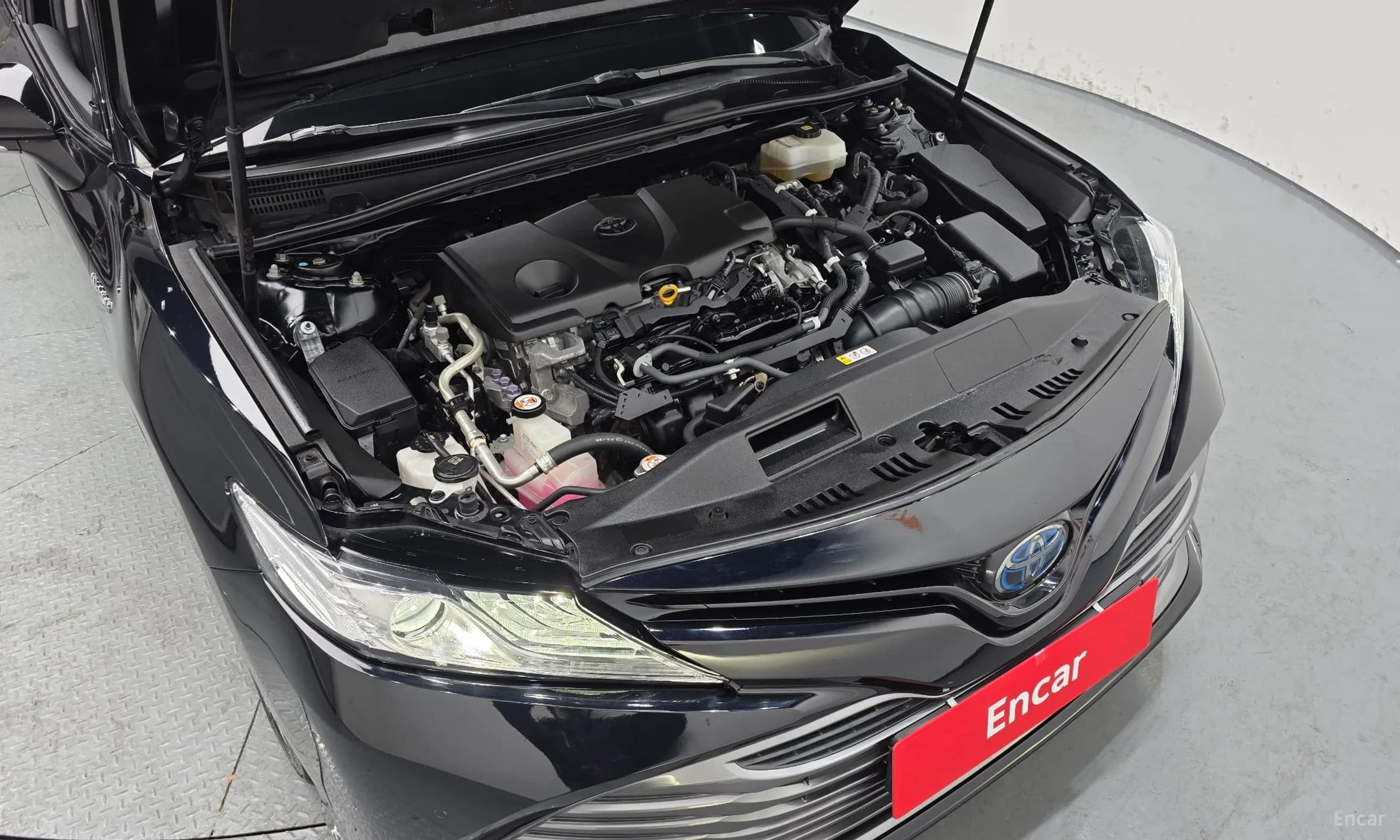 Camry (XV70)