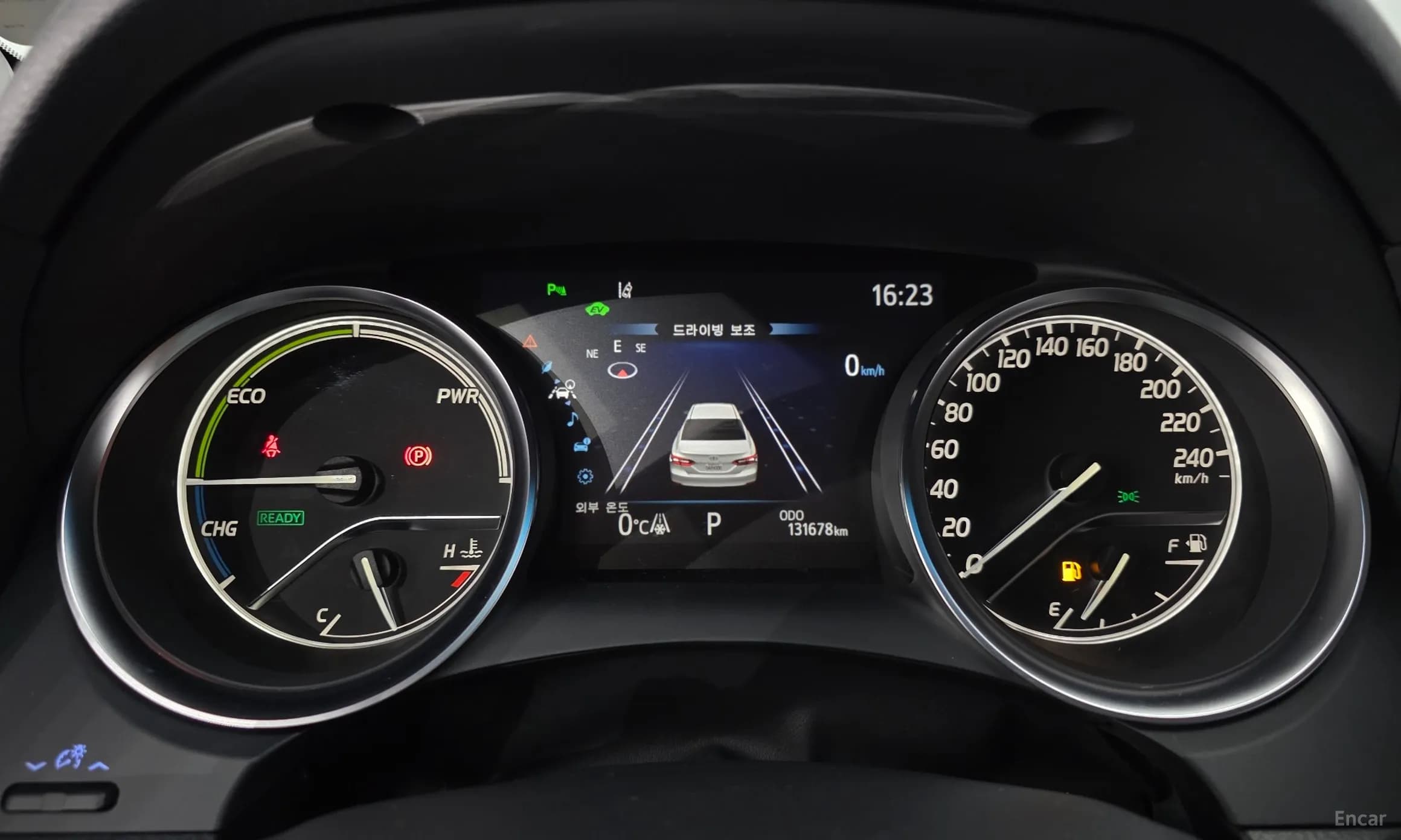 Camry (XV70)