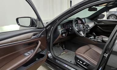 5 Series (G30)