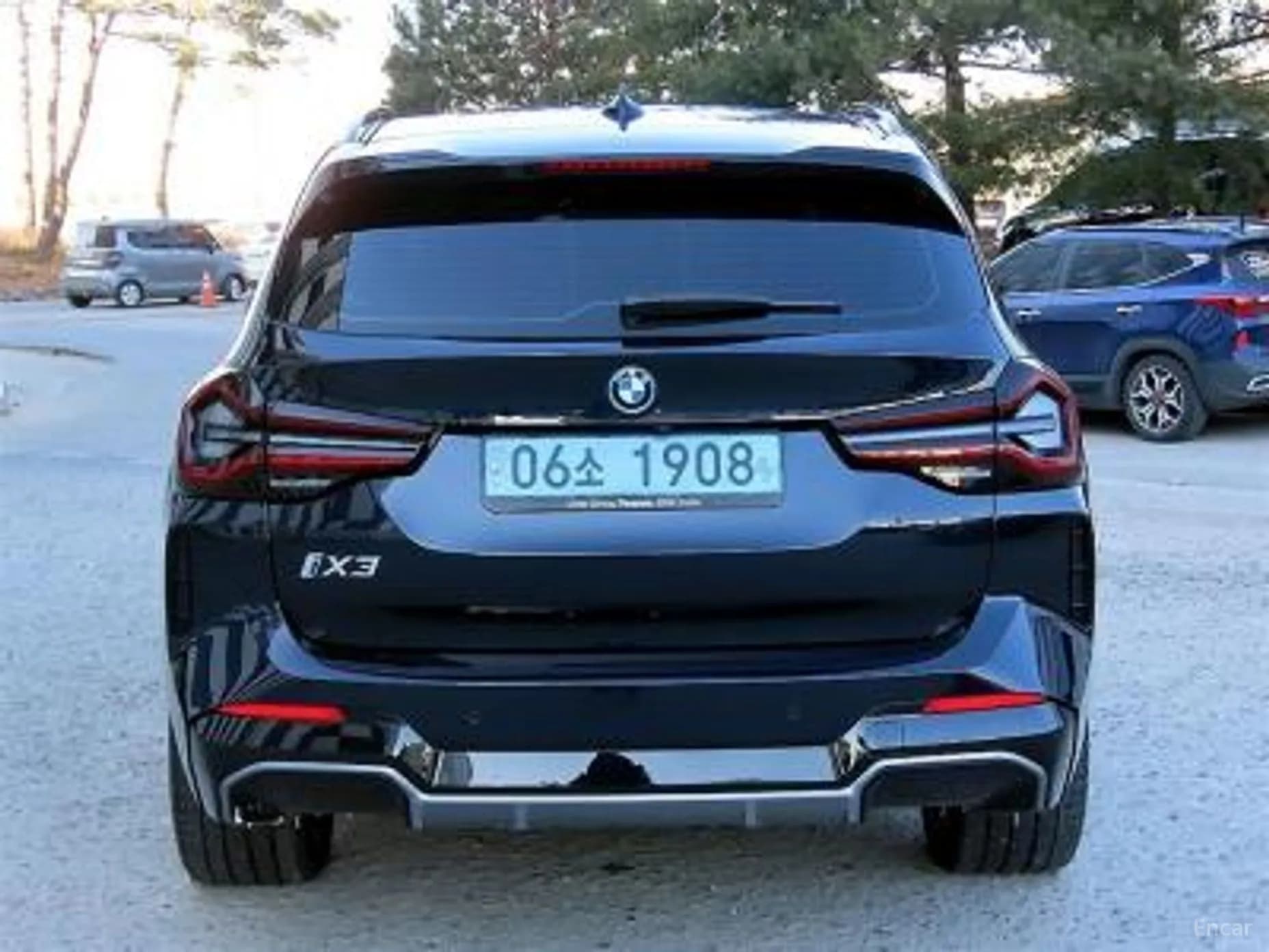 iX3