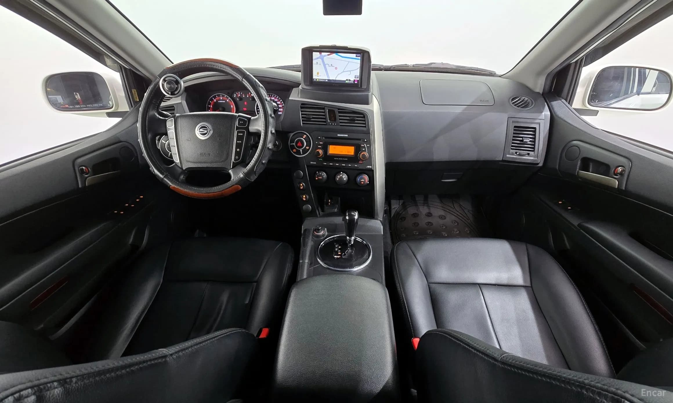Korando Sports